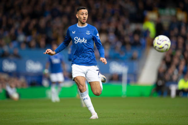 间的高度默 间的高度默